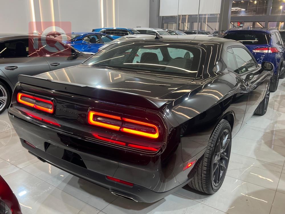 Dodge Challenger